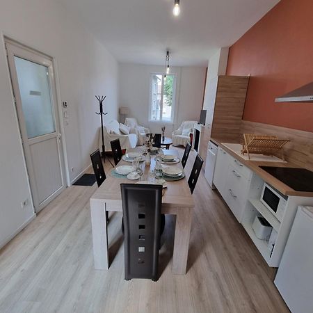 L Essentiel Gite Pour 6 Personnes Sireuil  Extérieur photo